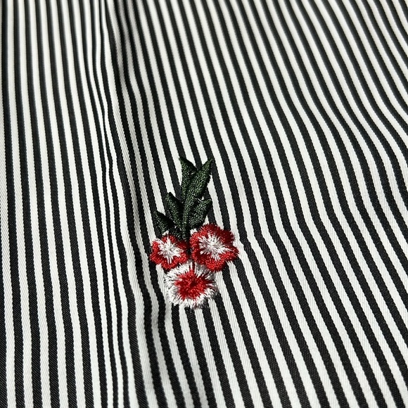 Miss Me Off The Shoulder Top - Picture 2 of 3